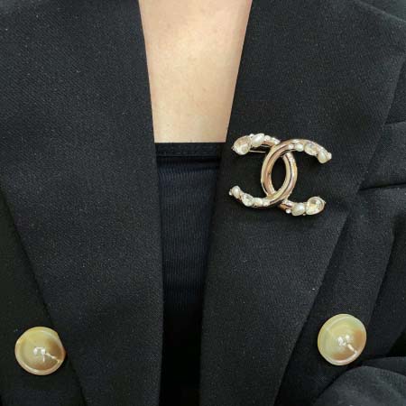 2026年2月2日入荷新品シャネルブローチギフト/誕生日/記念品/アクセサリーxin工場