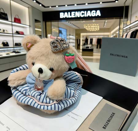 2026年2月3日入荷新品Balenciaga キーホルダー ギフト/誕生日/記念品/アクセサリーxin工場