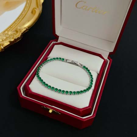 2026年2月3日入荷新品カルティエブレスレットギフト/誕生日/記念品/アクセサリーxin工場