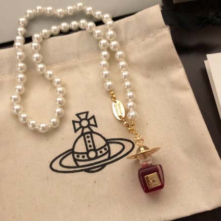 2026年2月5日入荷新品Vivienneネックレスギフト/誕生日/記念品/アクセサリーxin工場