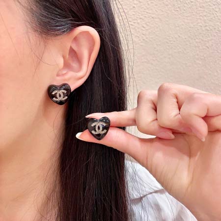 2026年2月2日入荷新品シャネルピアスギフト/誕生日/記念...