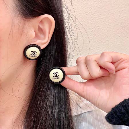 2026年2月2日入荷新品シャネルピアスギフト/誕生日/記念...