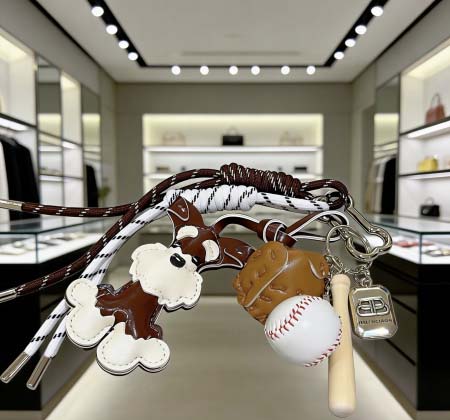 2026年2月3日入荷新品Balenciaga キーホルダー...