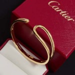 2026年2月3日入荷新品カルティエ腕輪/ブレスレットギフト/誕生日/記念品/アクセサリーxin工場