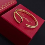 2026年2月3日入荷新品カルティエ腕輪/ブレスレットギフト/誕生日/記念品/アクセサリーxin工場