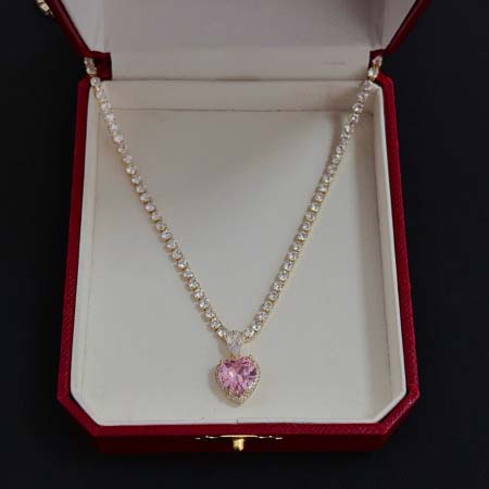 2026年2月3日入荷新品カルティエネックレスギフト/誕生日...