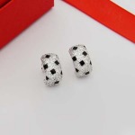 2026年2月3日入荷新品カルティエピアスギフト/誕生日/記念品/アクセサリーxin工場