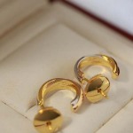 2026年2月3日入荷新品カルティエピアスギフト/誕生日/記念品/アクセサリーxin工場