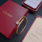 2026年2月3日入荷新品カルティエブレスレットギフト/誕生日/記念品/アクセサリーxin工場