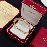 2026年2月4日入荷新品Cartier腕輪/ブレスレットギフト/誕生日/記念品/アクセサリーxin工場
