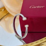 2026年2月4日入荷新品Cartier腕輪/ブレスレットギフト/誕生日/記念品/アクセサリーxin工場