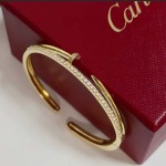 2026年2月4日入荷新品Cartier腕輪/ブレスレットギフト/誕生日/記念品/アクセサリーxin工場