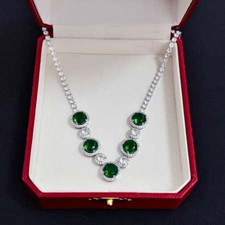 2026年2月4日入荷新品Cartierネックレスギフト/誕...