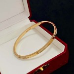 2026年2月4日入荷新品Cartier腕輪/ブレスレットギフト/誕生日/記念品/アクセサリーxin工場