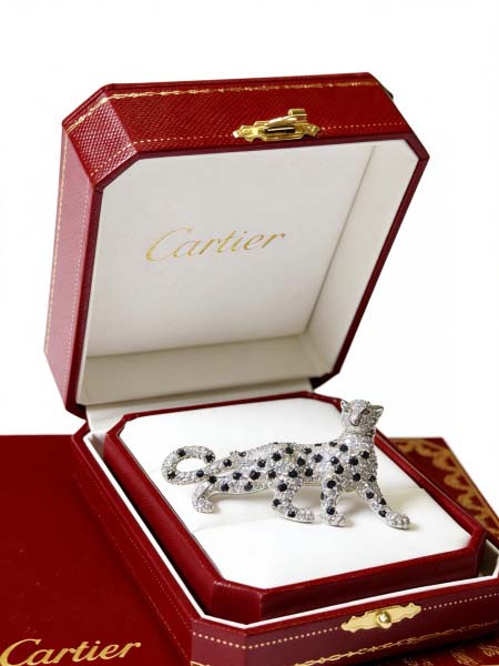 2026年2月4日入荷新品Cartierブローチギフト/誕生...