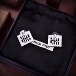 2026年2月5日入荷新品miumiuピアスギフト/誕生日/記念品/アクセサリーxin工場