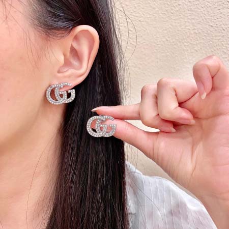 2026年2月5日入荷新品Gucciピアスギフト/誕生日/記...