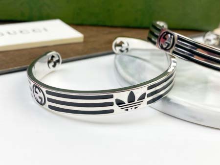 2026年2月5日入荷新品Gucciカチューシャギフト/誕生...