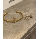 2026年2月5日入荷新品Vivienneカチューシャギフト/誕生日/記念品/アクセサリーxin工場