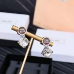 2026年2月5日入荷新品miumiuピアスギフト/誕生日/記念品/アクセサリーxin工場