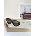 2026年2月6日入荷新品GUCCI原版復刻サングラスギフト/誕生日/記念品/アクセサリーXY工場