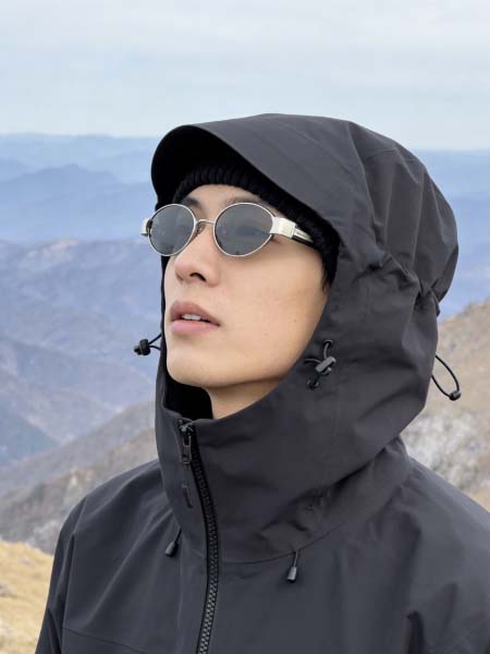 2026年2月11日新品LINDAFARROW原版復刻サング...