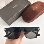 2026年2月11日新品TOM FORD原版復刻サングラスギフト/誕生日/記念品/アクセサリーXY工場