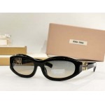 2026年2月19日新品MIU MIU原版復刻サングラスギフト/誕生日/記念品/アクセサリーXY工場