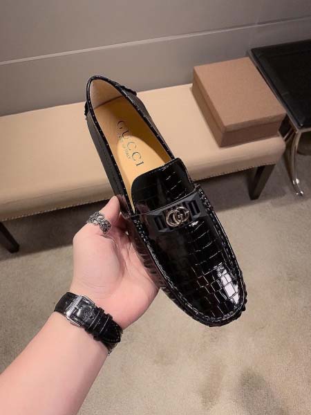 2026年2月25日入荷新作Gucci男性用靴人気商品★/誕...