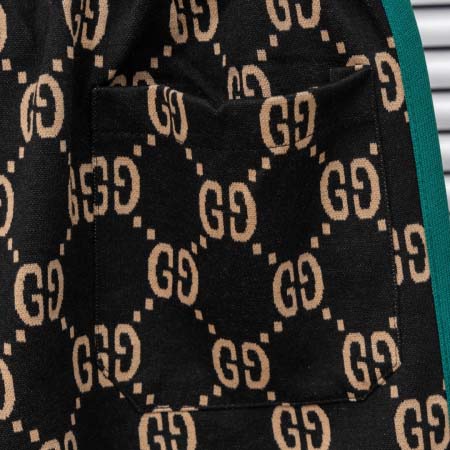 2026年3月11日新作Gucciズボン高品質人気商品/誕生日プレゼント/FF工場