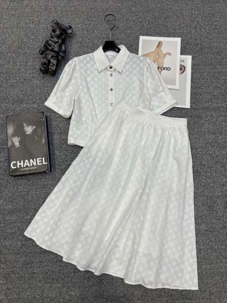 2026年3月9日入荷早春新作Louis Vuittonセット女性用ファッション/誕生日プレゼント/贈り物 can工場