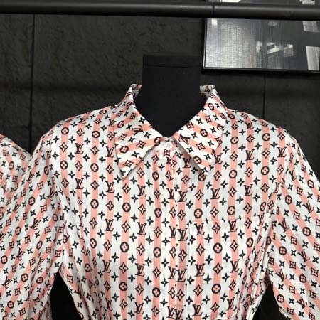 2026年3月21日入荷早春新作Louis Vuitton女性用ファッション/誕生日プレゼント/贈り物 can工場