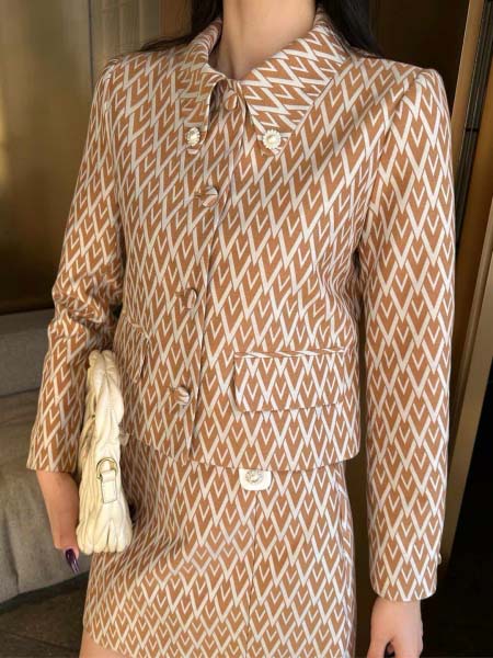 2026年3月22日入荷早春新作Valentinoセット女性用ファッション/誕生日プレゼント/贈り物 can工場