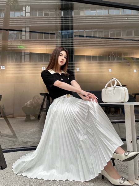 2026年3月22日入荷早春新作Diorスカート 女性用ファッション/誕生日プレゼント/贈り物 can工場