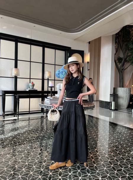 2026年3月22日入荷早春新作Pradaスカート女性用ファ...