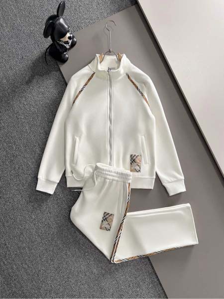 2026年3月25日入荷新作Burberry上下セット 超厳...