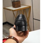 2026年5月8日入荷新品FENDIカジュアルシューズ/スニーカー｜メンズ靴人気本革製ギフト/誕生日/TL工場
