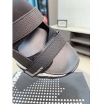 2026年5月8日入荷新品Dsquared2  カジュアルシューズ/スニーカー｜メンズ靴人気本革製ギフト/誕生日/TL工場