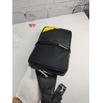 2022年秋冬新作入荷フェンディ メンズのバッグ人気29*16*5cm