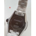 新作入荷 シャネルJ12 自動巻ムーブメント腕時計33mm