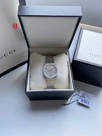 2022年原版復刻新作入荷GUCCI 石英ムーブメント腕時計...