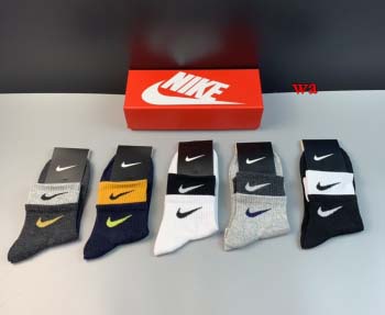 2022年秋冬新作NIKE ブランド 新品靴下5足セット