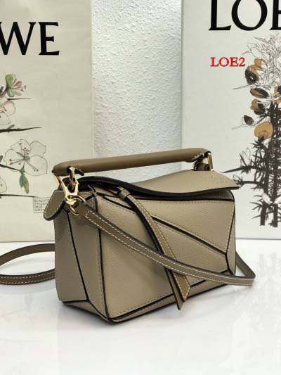 2023早春新作入荷原版復刻 LOEWE バッグ LOE2工場 SIZE: 18×12.5×8cm