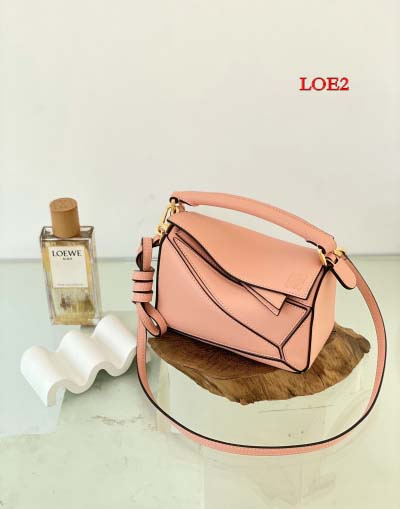 2023早春新作入荷原版復刻 LOEWE バッグ LOE2工場 SIZE:18*7.5*12cm