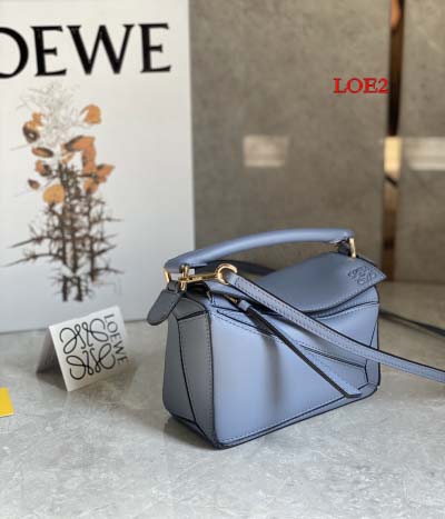 2023早春新作入荷原版復刻 LOEWE バッグ LOE2工場 SIZE:18*11*7.5cm