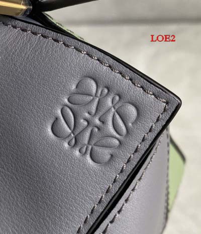 2023早春新作入荷原版復刻 LOEWE バッグ LOE2工場 SIZE:  18*11*7.5cm