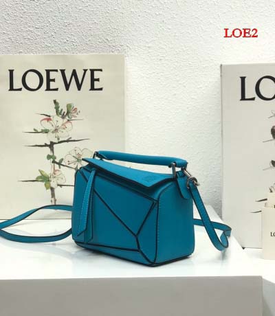 2023早春新作入荷原版復刻 LOEWE バッグ LOE2工場 SIZE:18×12.5×8cm