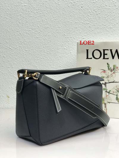 2023早春新作入荷原版復刻 LOEWE バッグ LOE2工場 SIZE:29*19*12  CM