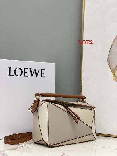 2023早春新作入荷原版復刻 LOEWE バッグ LOE2工場 SIZE:24*10*14cm