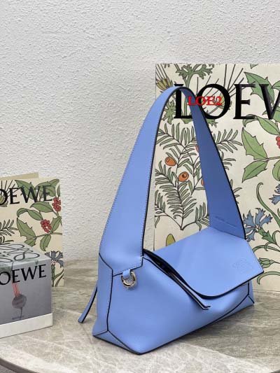 2023早春新作入荷原版復刻 LOEWE バッグ LOE2工場 SIZE:29*12*10cm